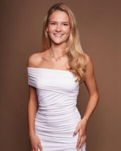 Chloë Ramackers – Finaliste van Miss Limburg Teen 2026