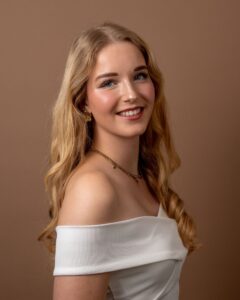 Hedwig Bakker – Finaliste van Miss Friesland 2026