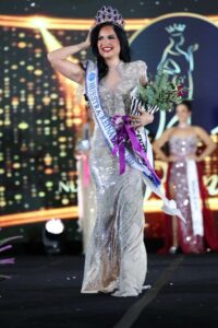 Jorne Álvarez, la reina latina que une corona, ley y comunicación